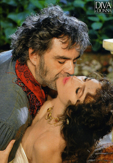 Andrea Bocelli & Monica Bellucci in Zeffirelli's Homage to Rome