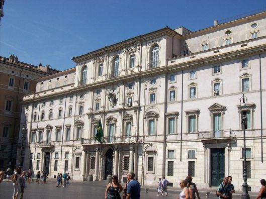 Palazzo Pamphili in Piazza Navona.